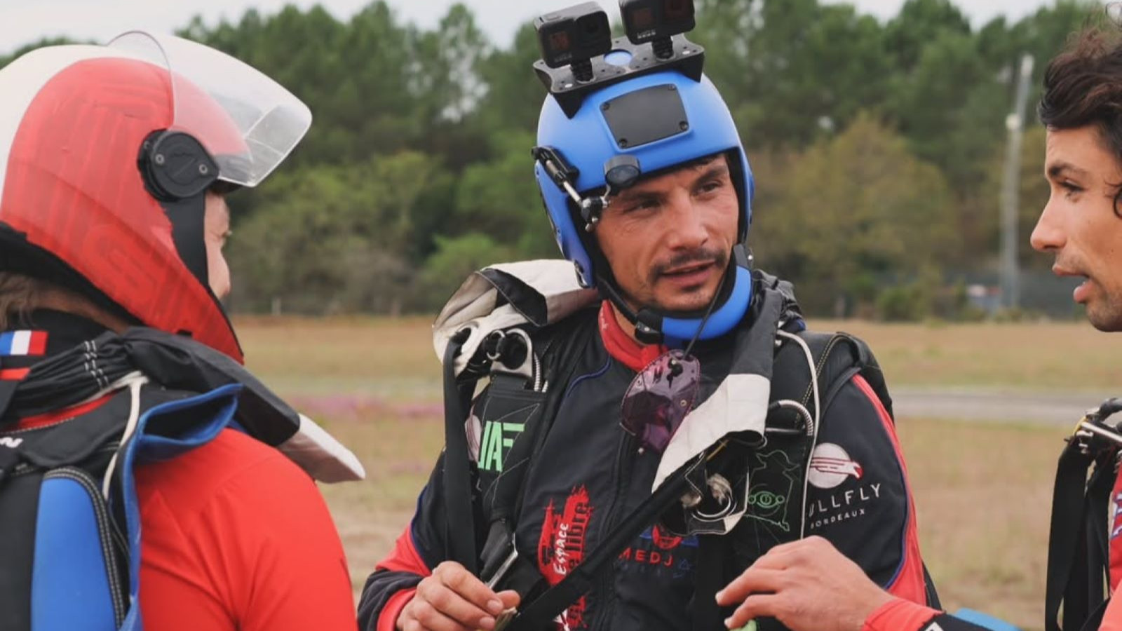 Helikopterden atladı, paraşütü açılmadı: Dünya şampiyonu hayatını kaybetti