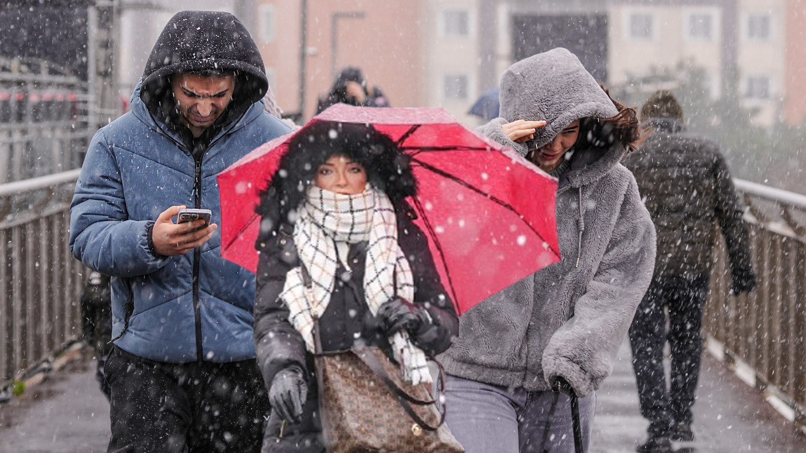 Meteoroloji saat verdi: Kar ve fırtına dalgası yolda, İstanbul ve Ankara risk altında