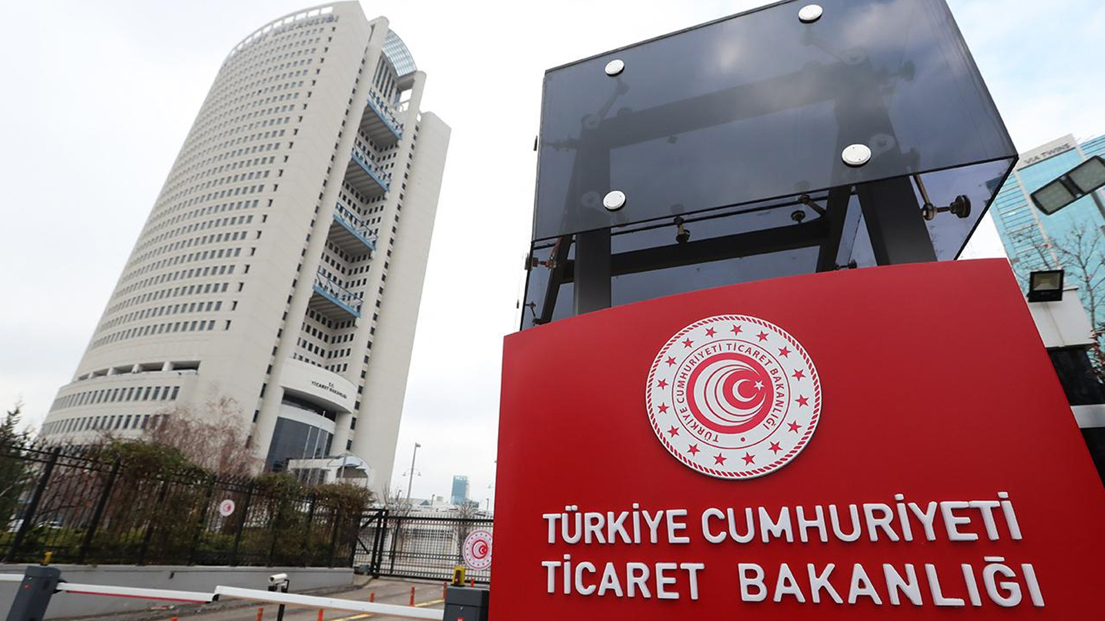 Ticaret Bakanlığı: Kanatlı eti ihracatı durduruldu