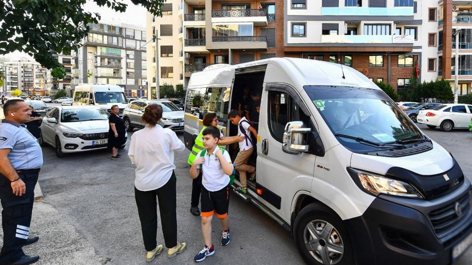 Öğrenci servis ücretlerine zam geldi