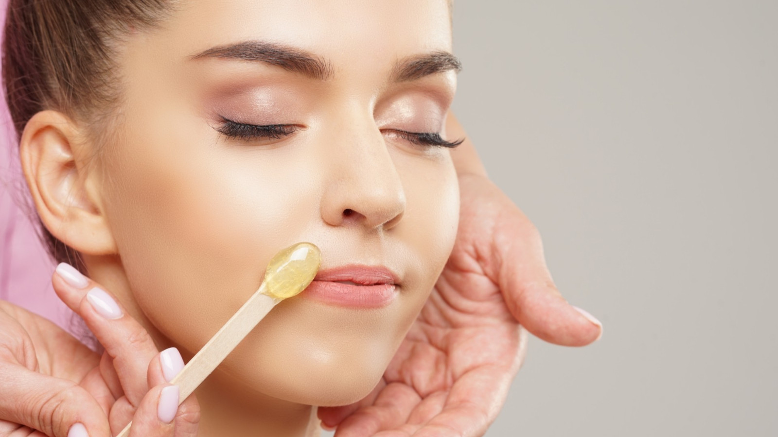 Sudan ucuz yöntemlerle istenmeyen tüylere 'elveda' deyin!