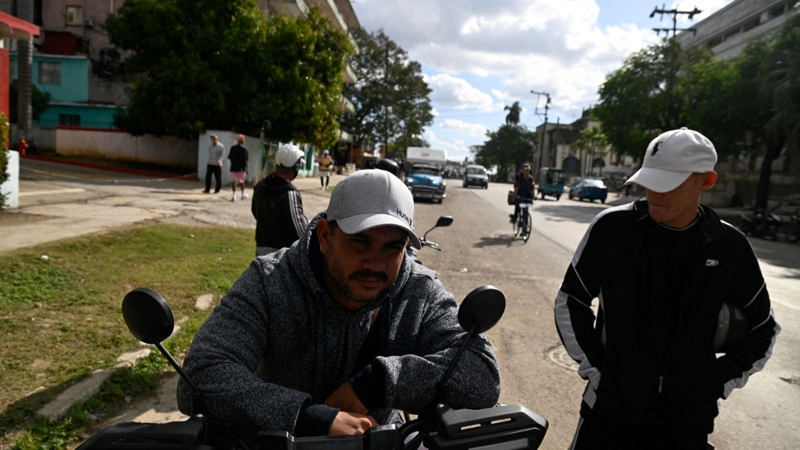 Küba çökmek üzere