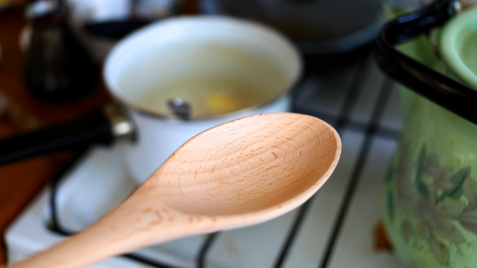 Yıllardır temiz diye zehirli kaşık kullanıyor olabilirsiniz!