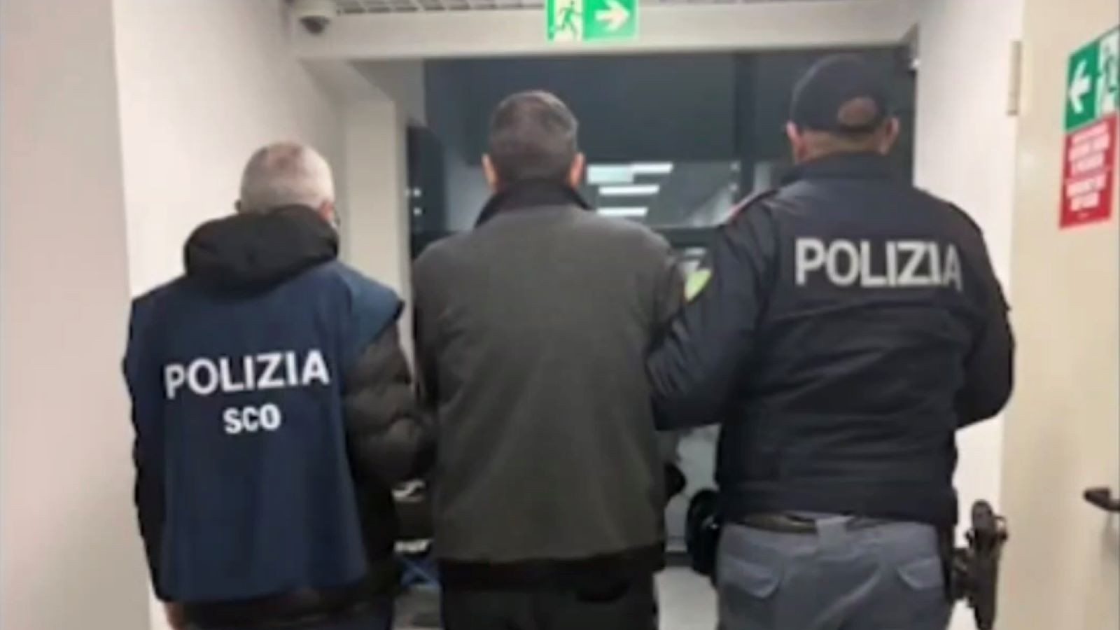 Türkiye'de yakalanan azılı mafya üyesi İtalya'ya iade edildi