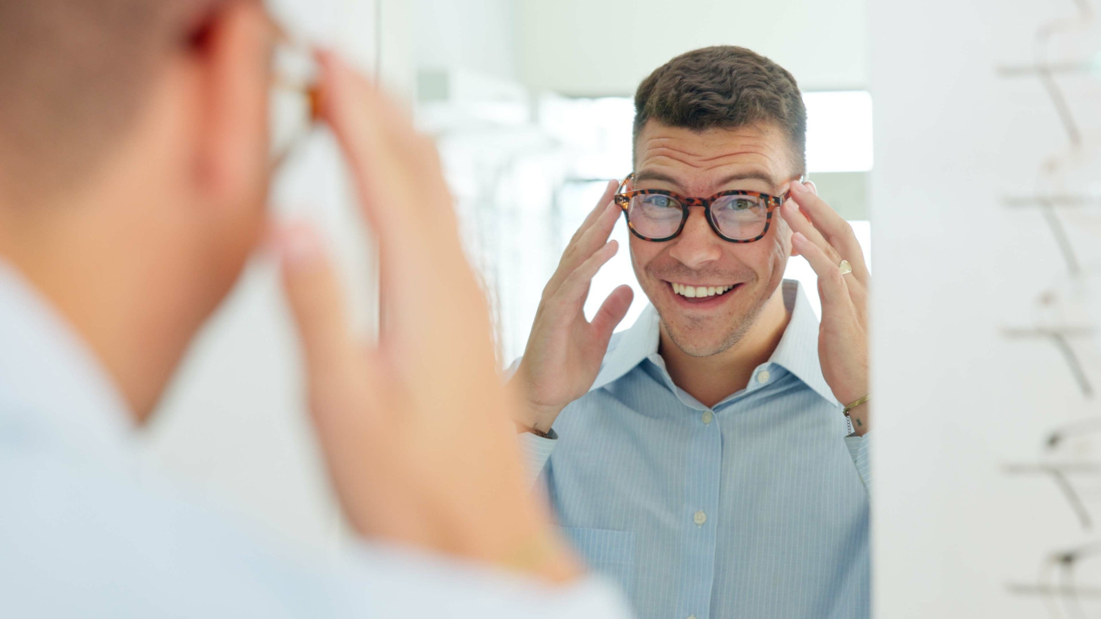 Gözlük kullanan herkesi yakından ilgilendiriyor!