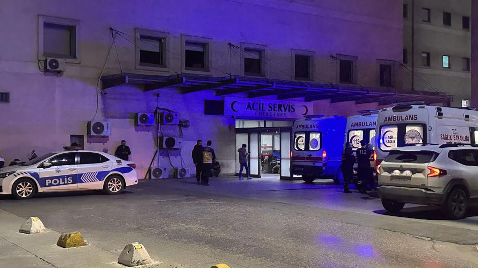 Sakarya'da arkadaşına kanser olduğunu söyleyen kişi silahıyla canına kıydı