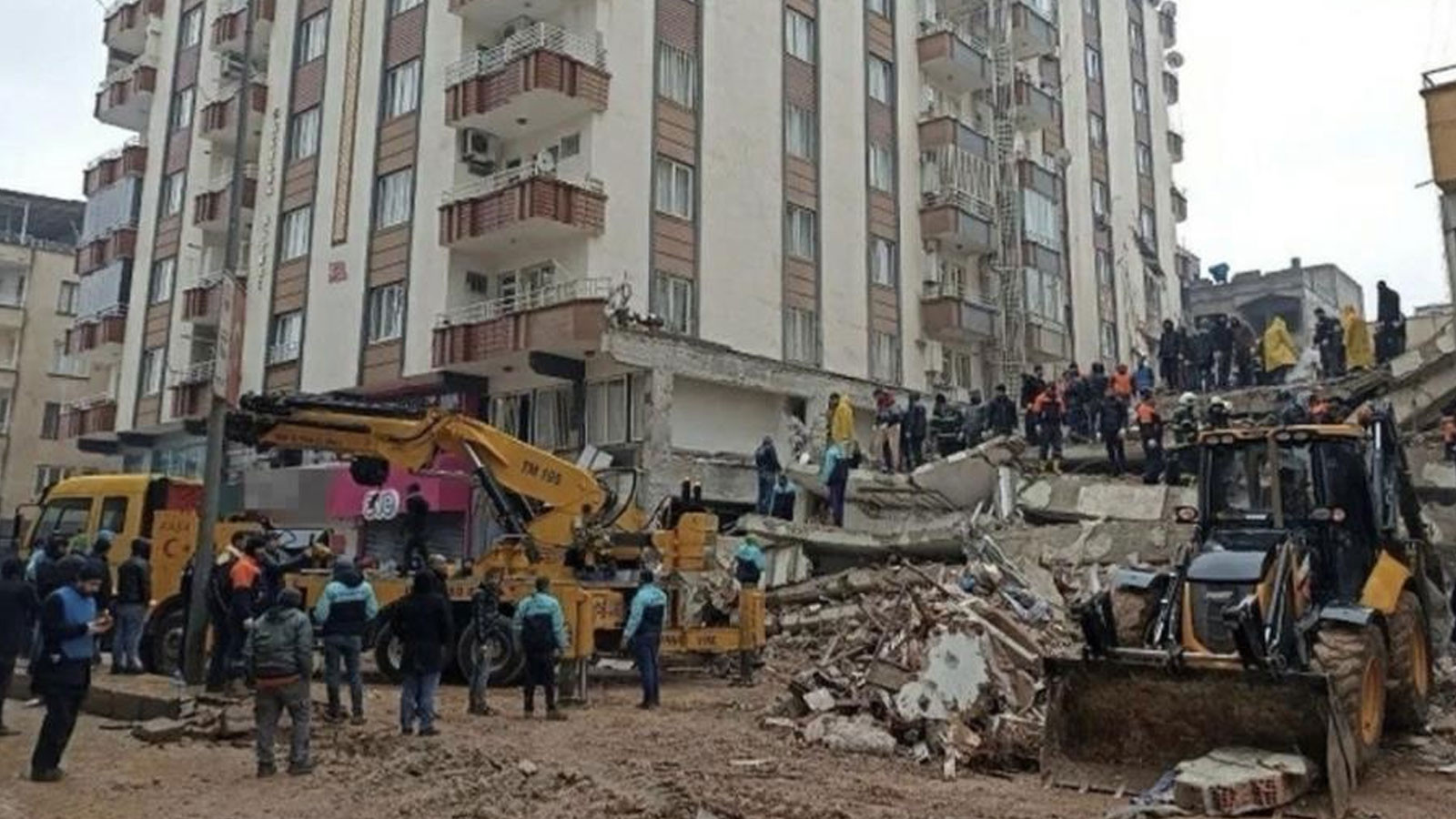 51 kişiye mezar olan Furkan Apartmanı davasında karar açıklandı