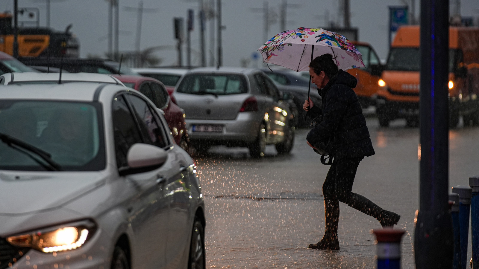 Kar, sağanak, fırtına ve hortum... 45 kent için alarm verildi!