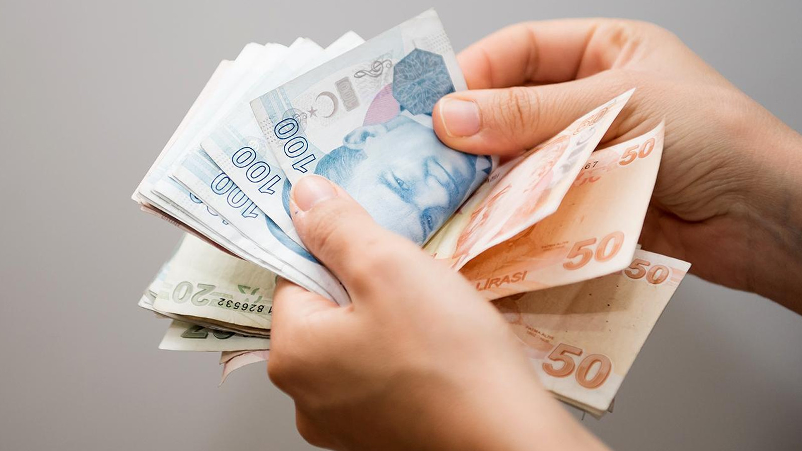 Ev kadınlarına emeklilik teklifi! Meclis'e sunuldu