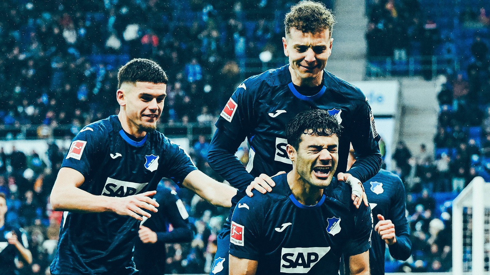 Ozan Kabak golünü attı, takımı farklı kazandı