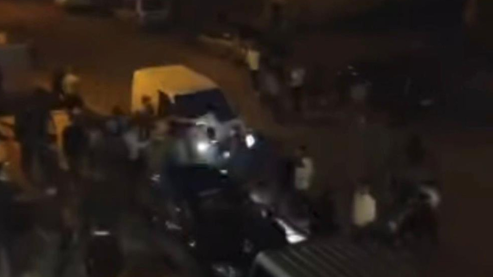 Gaziantep'te korkunç görüntüler: Aracıyla kavga eden kalabalığın arasına daldı