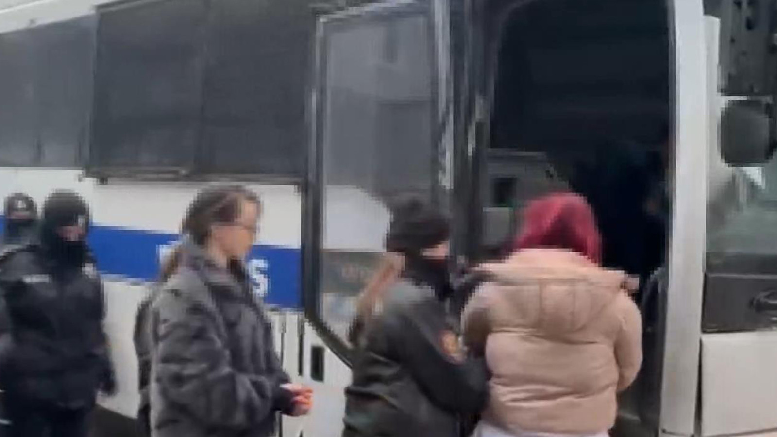 'OnlyFans'ta müstehcen içerik operasyonu: Şüpheliler adliyeye sevk edildi