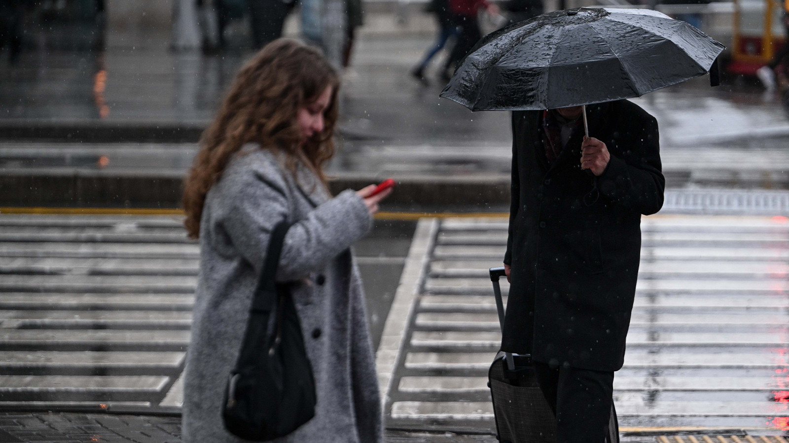 Yarın için (17 Şubat 2026) sağanak yağış alarmı: Meteoroloji’den kritik uyarı
