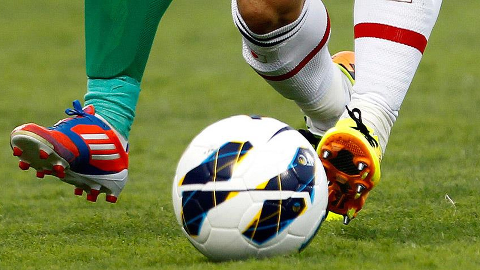 Yasa dışı bahis operasyonu: 8 gözaltı! 3 şirket ve bir futbol kulübüne el konuldu