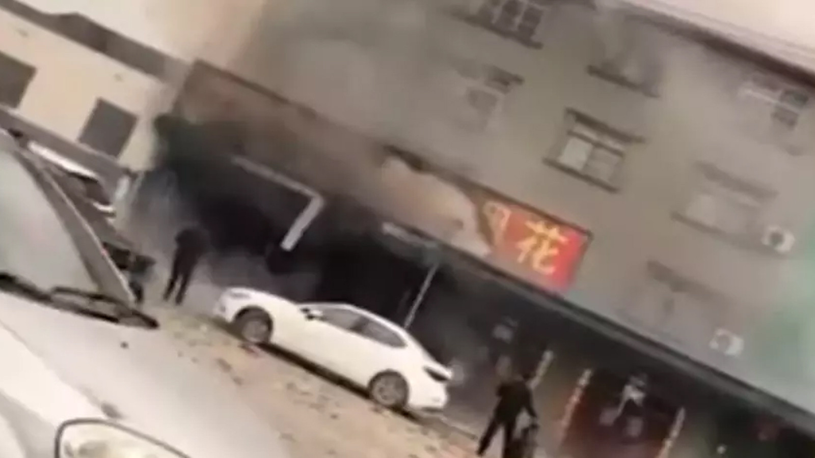 Çin’de havai fişek dükkanında patlama: Çok sayıda ölü var