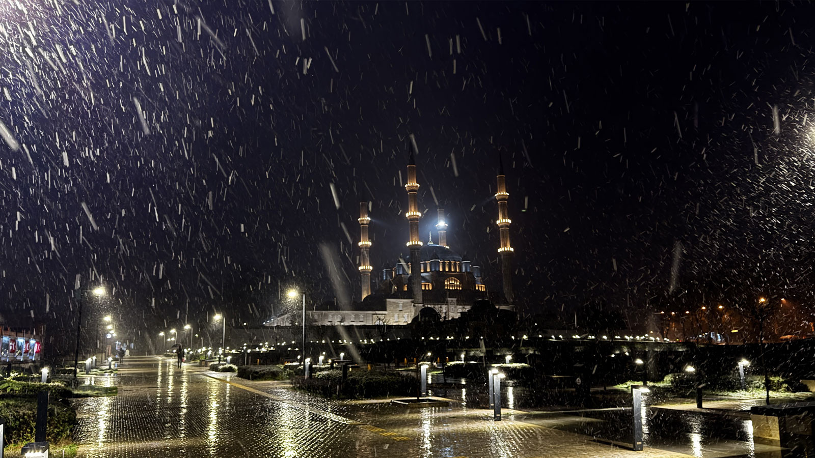Edirne'de kar yağışı başladı