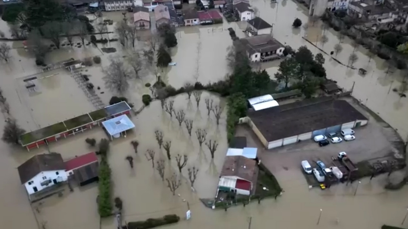 Fransa’da Nils Fırtınası nedeniyle 3 kişi hayatını kaybetti