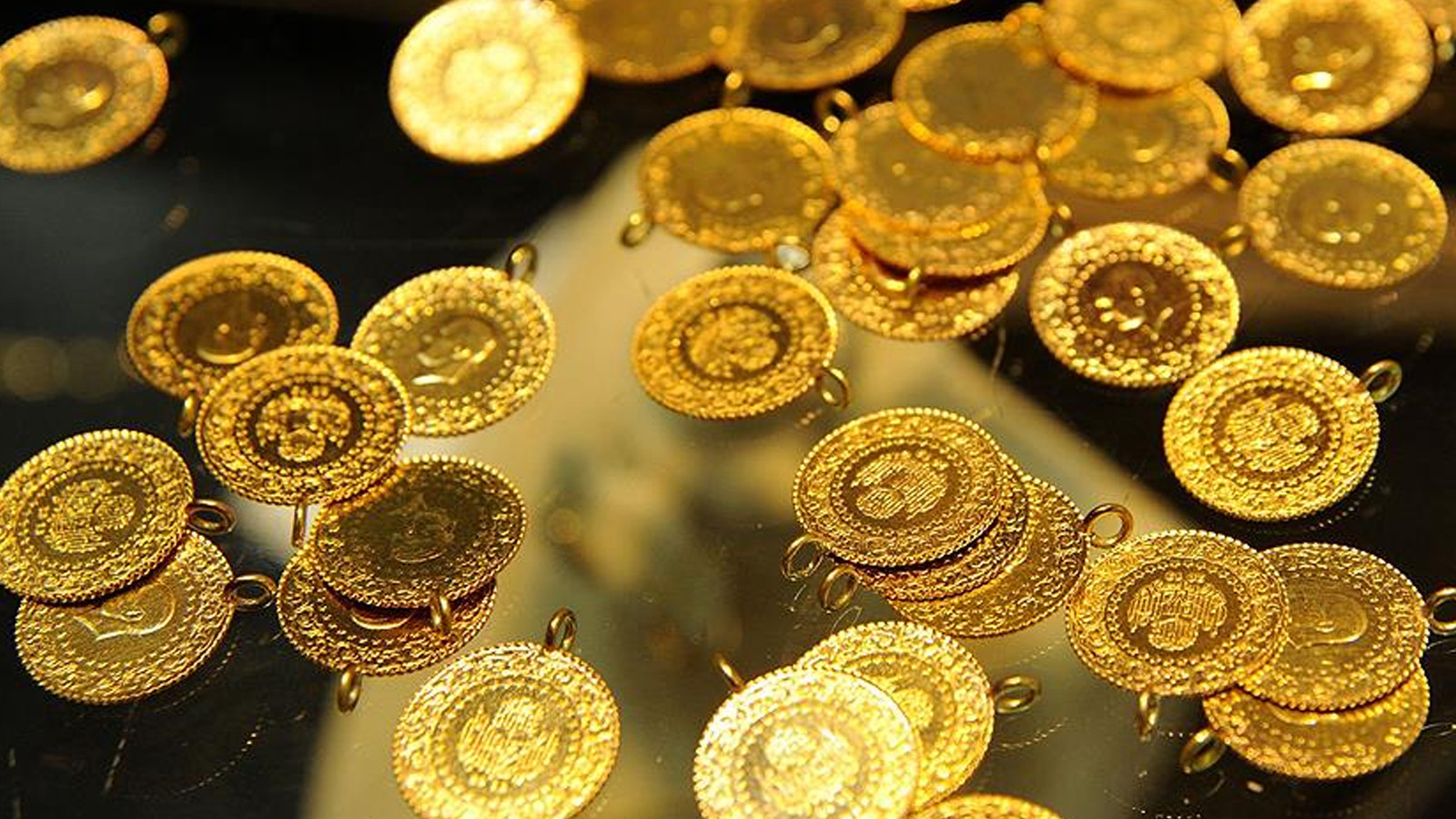 Gram altın 8 bin lira olacak mı? Uzmandan yatırımcıya dikkat çarpıcı uyarı