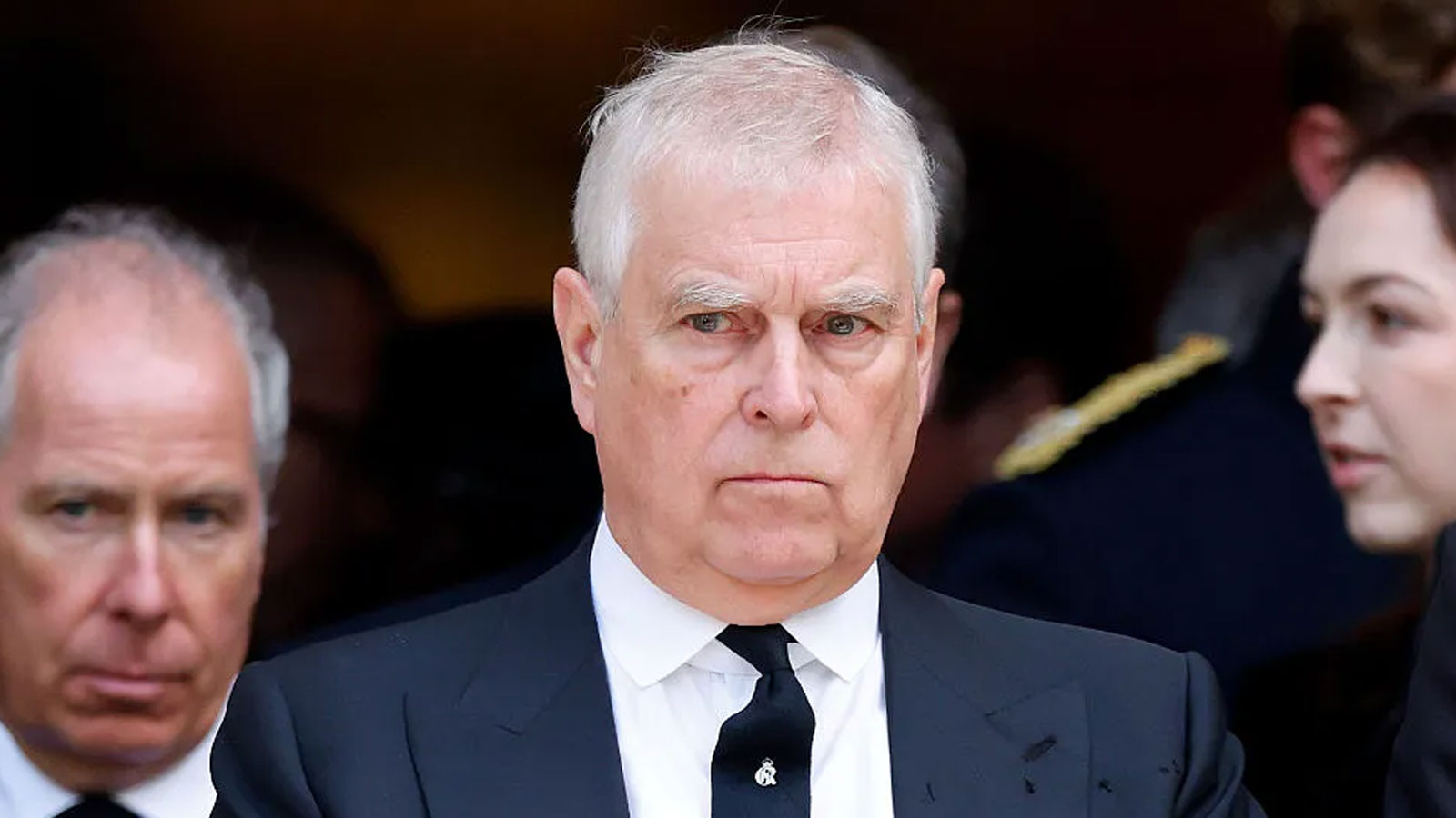 Prens Andrew, Epstein dosyalarının ardından kamu görevinde usulsüzlük şüphesiyle tutuklandı