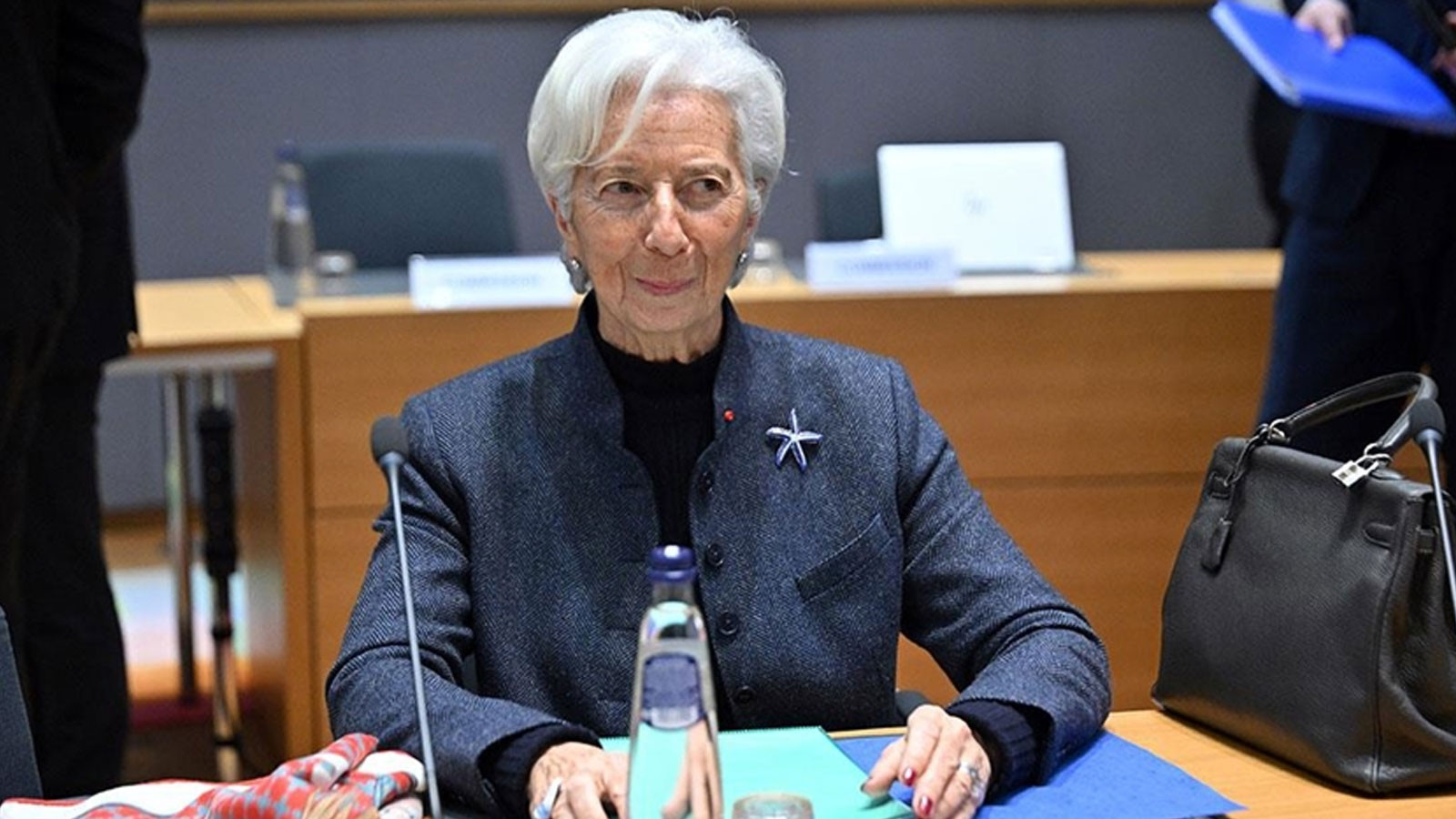 ECB Başkanı Lagarde istifa iddialarına yanıt verdi