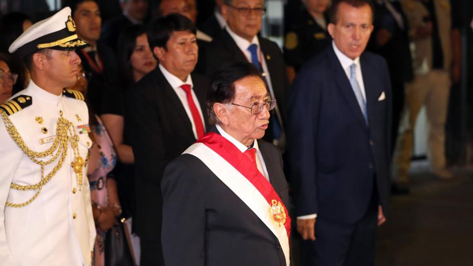 Peru'da 83 yaşındaki Balcazar geçici devlet başkanı oldu