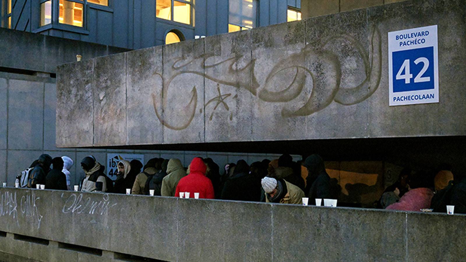 Brüksel'de barınacak yeri olmayanlara verilen sağlık hizmeti durdurulacak