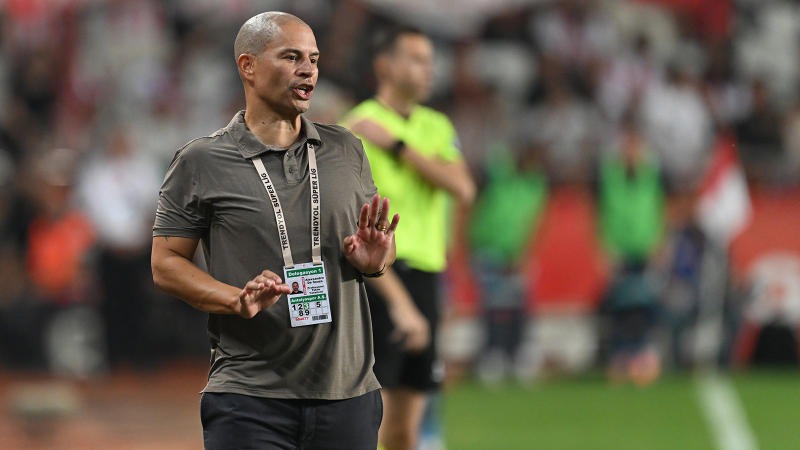 Alex de Souza'nın yeni takımı belli oldu