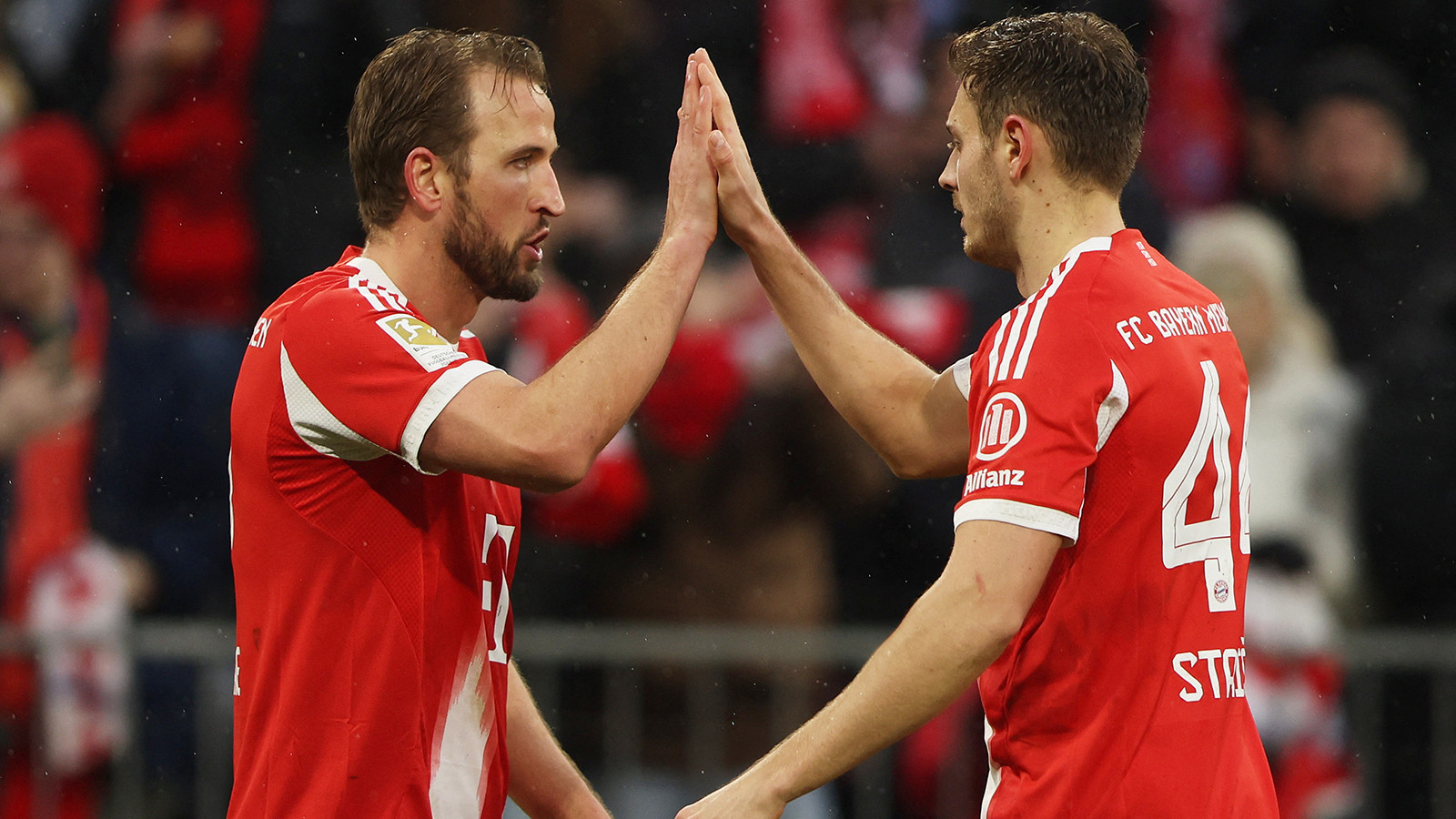 Bayern Münih, Eintracht Frankfurt engelini 3 golle aştı