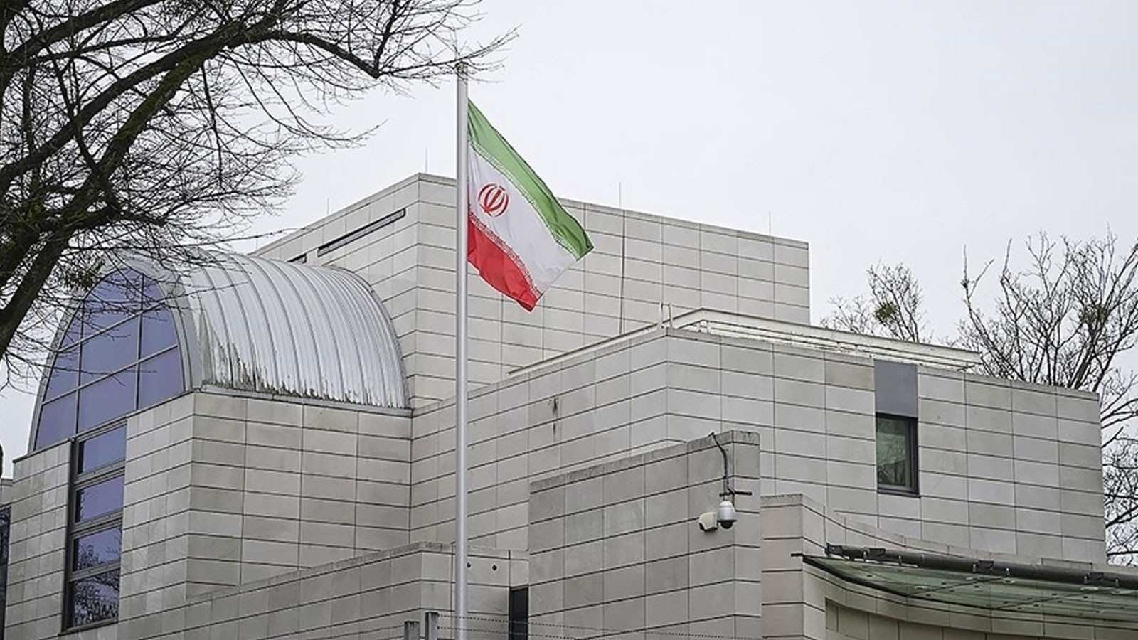 İran AB ülkelerinin hava ve deniz kuvvetlerini terörist ilan etti