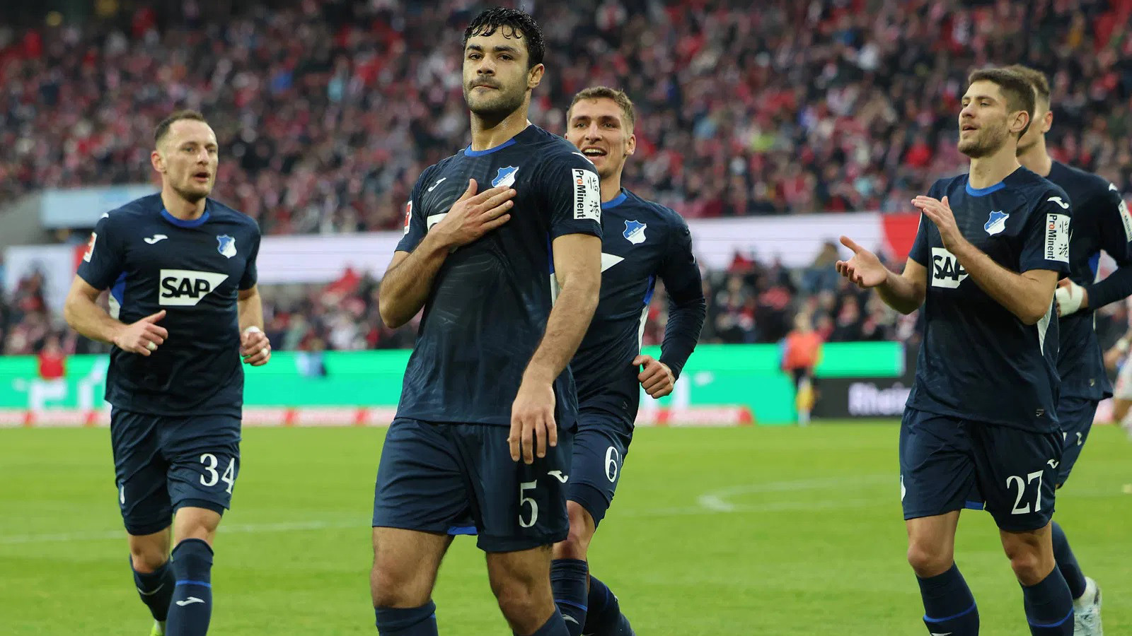 Ozan Kabak, Hoffenheim'da gollerine devam ediyor