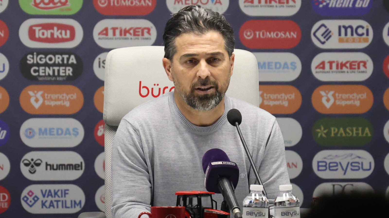 Konyaspor Teknik Direktörü İlhan Palut: "Her şeyden önce bizim için 3 puan çok önemli oldu"