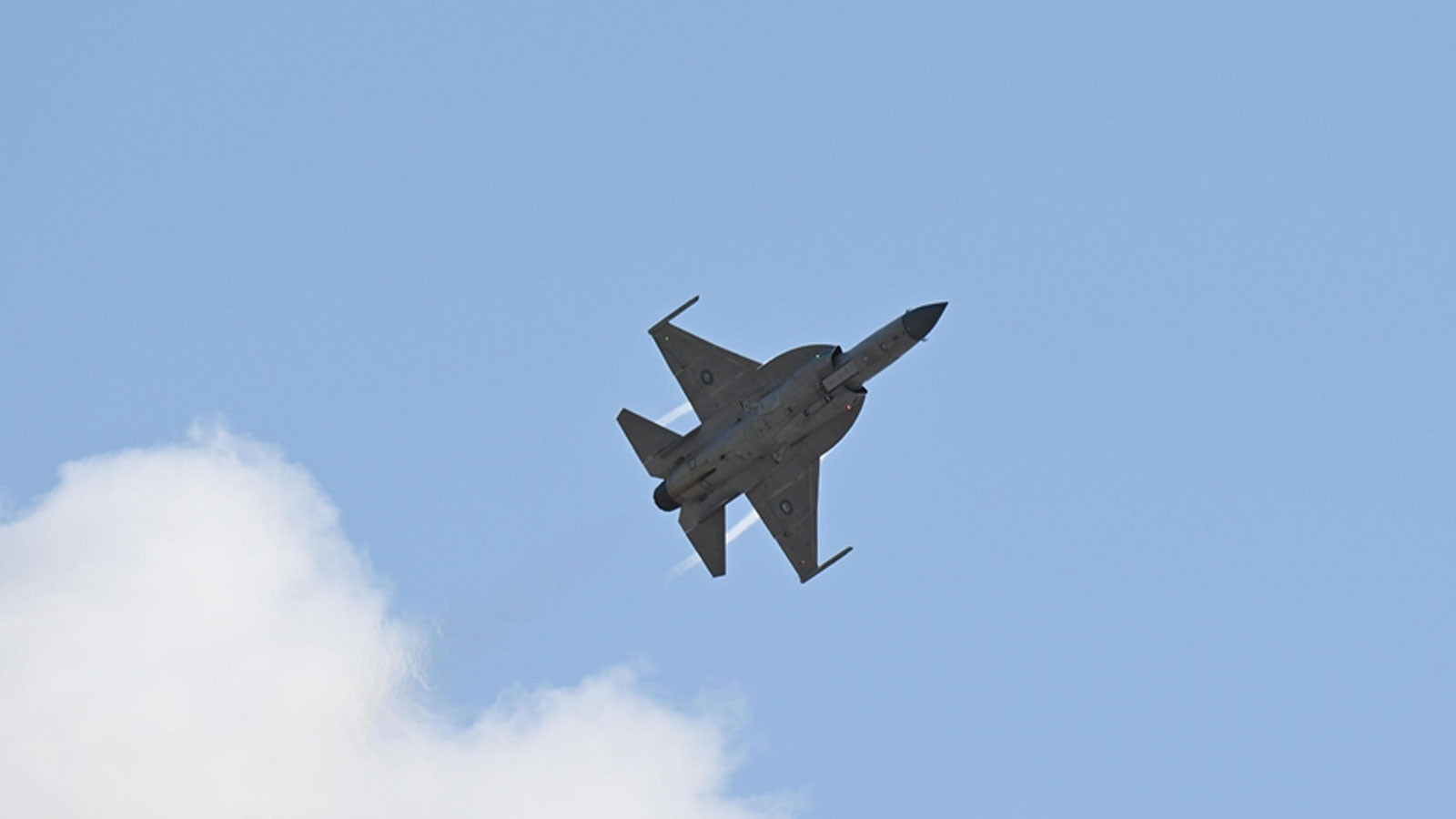 Pakistan’dan Afganistan’a yönelik hava saldırısı