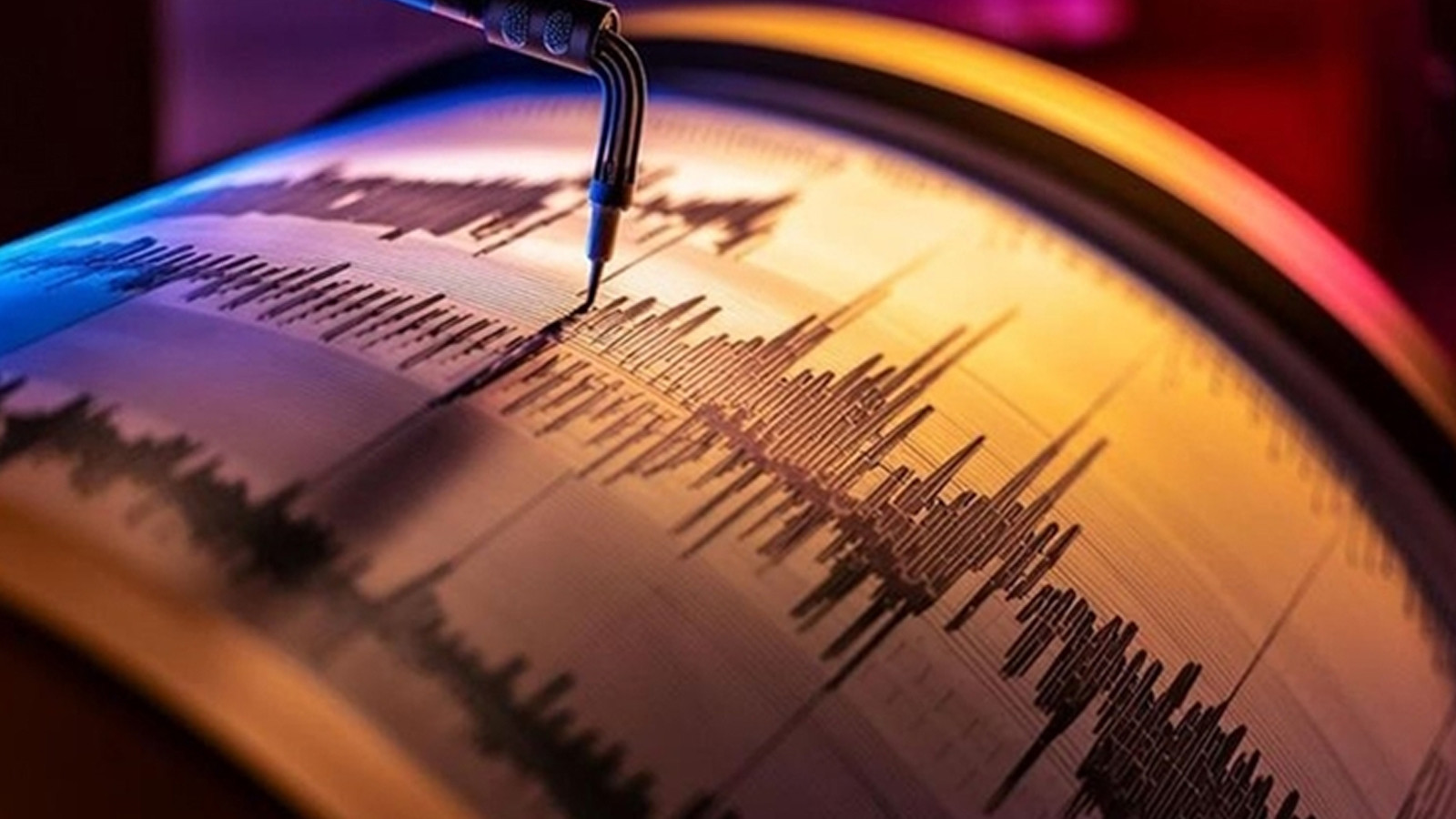 Antalya'da korkutan deprem