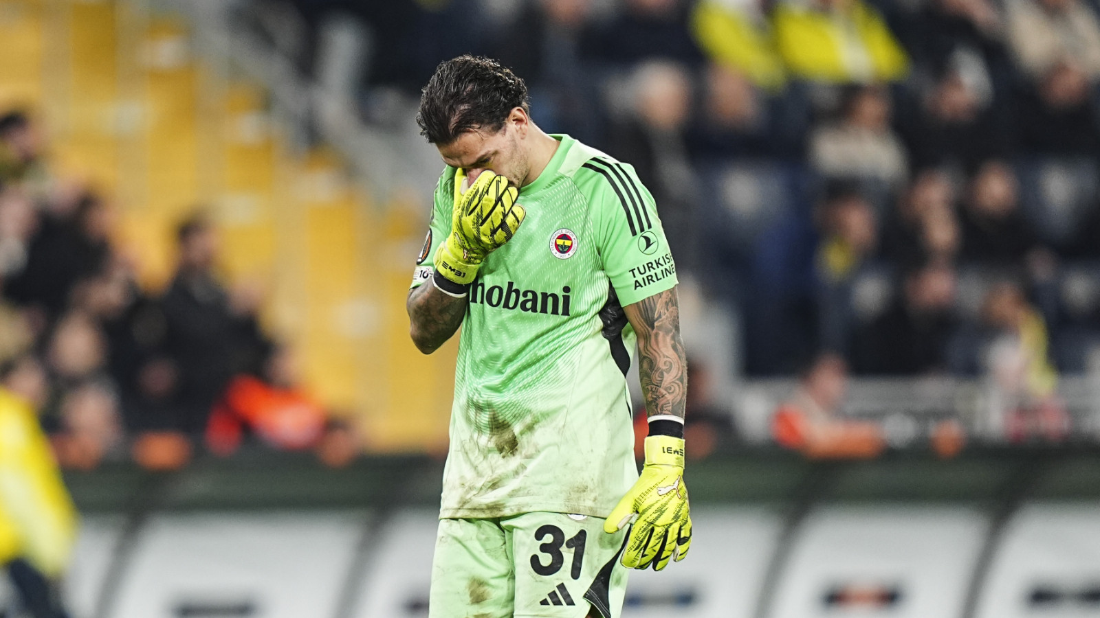 Fenerbahçe sadece puan kaybetmedi! 4 oyuncuyu da kaybetti