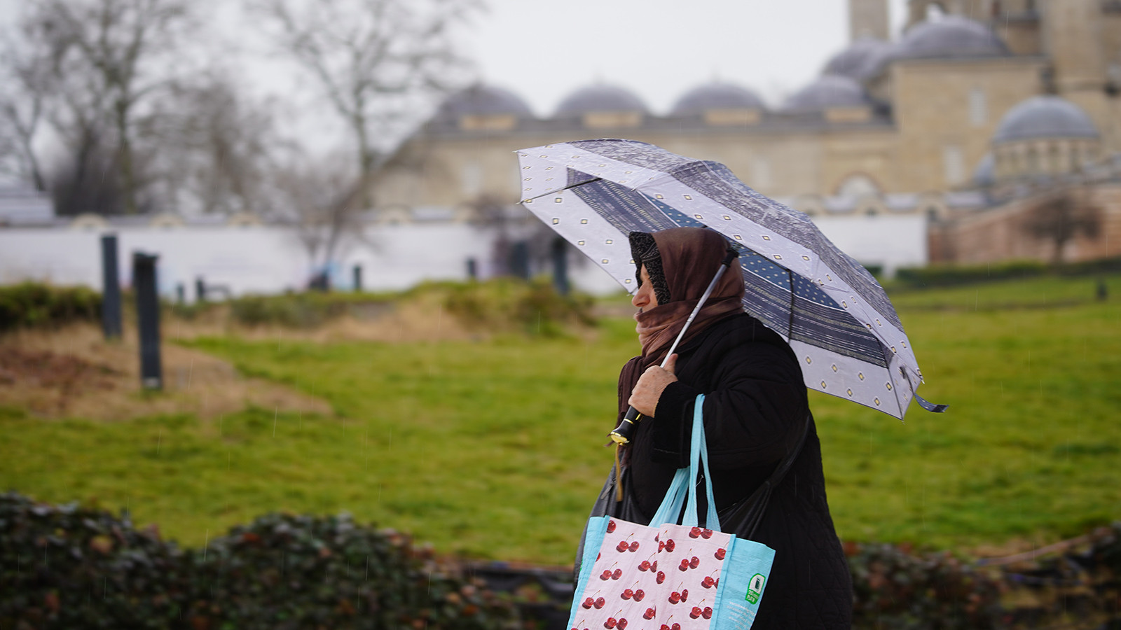 Meteoroloji uyardı! 17 şehrimizi 24 Şubat günü sağanak yağış vuracak! İşte o iller