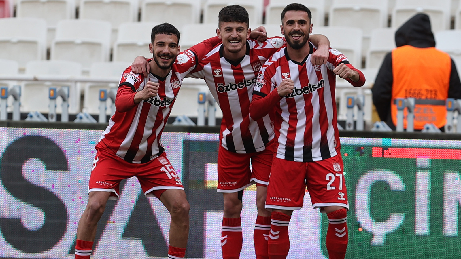 Sivasspor 5 hafta sonra kazandı