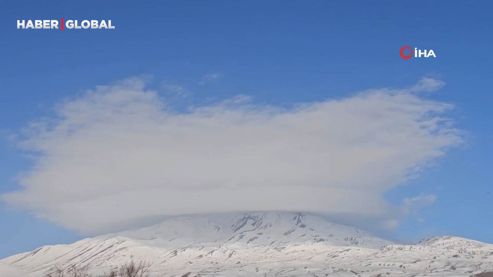 Süphan Dağı semalarında mercek bulutu oluştu