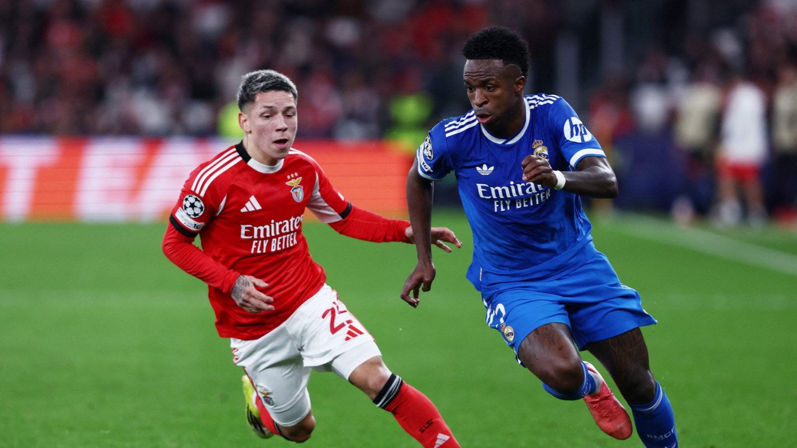 UEFA'dan 'ayrımcı' davranışa 1 maç ceza