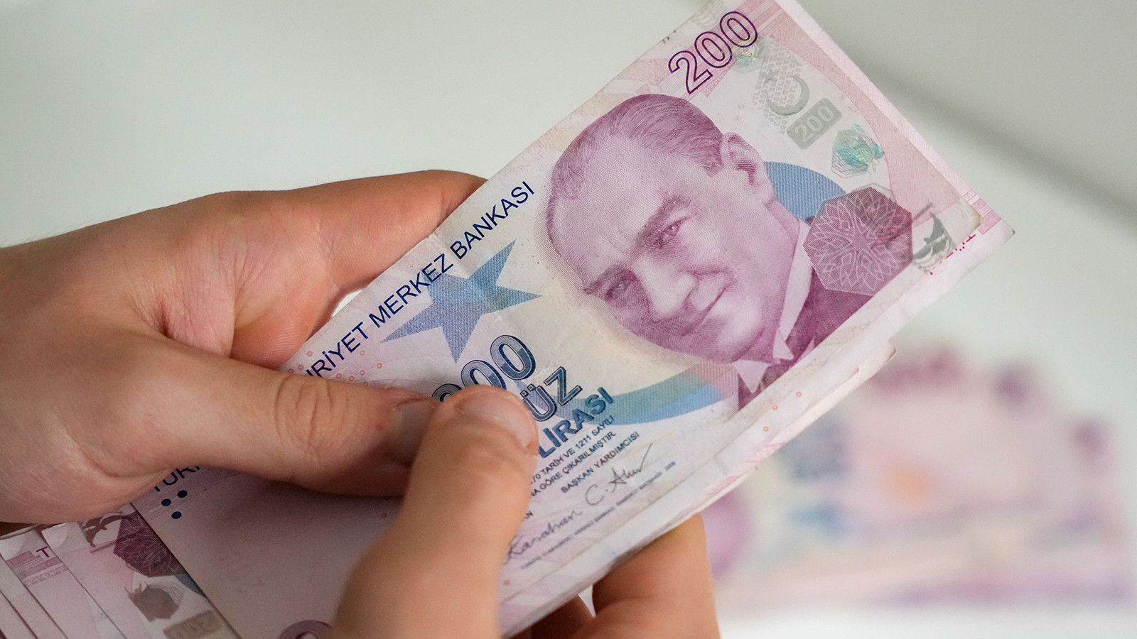 Çiftçi ve esnafa büyük kolaylık! Kredilerde yüzde 100 faiz indirimi: Erdoğan imzaladı