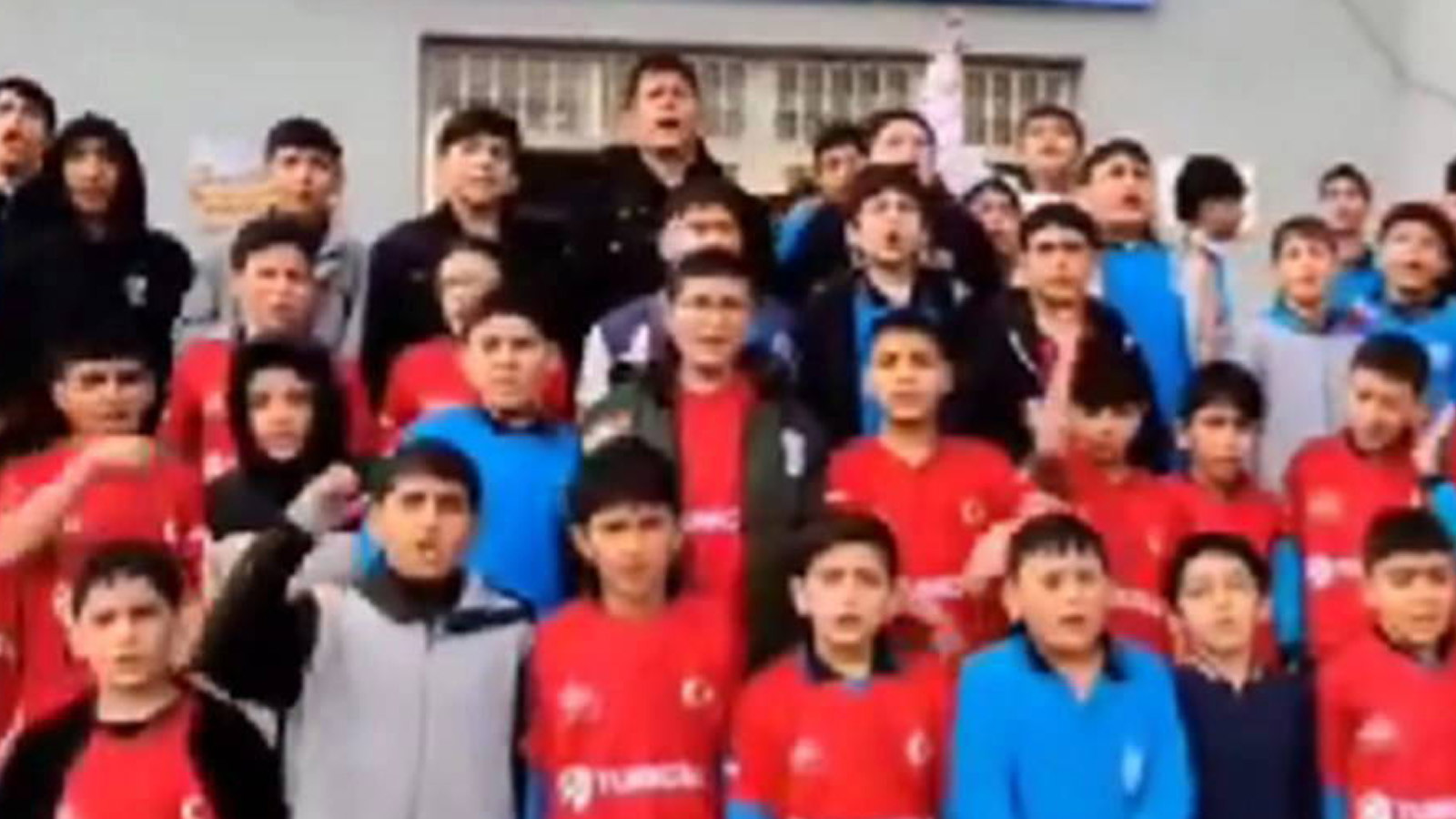 Arnavutköy'de bir okulda çekilen görüntülere ilişkin idari soruşturma başlatıldı