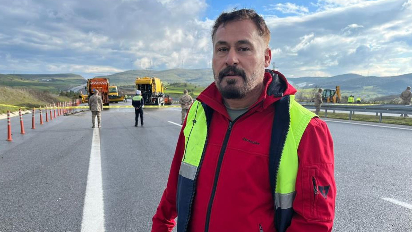 Önüne F-16 uçağı düşen şoför dehşet anını anlattı: Bir anda alev topuna dönüştü