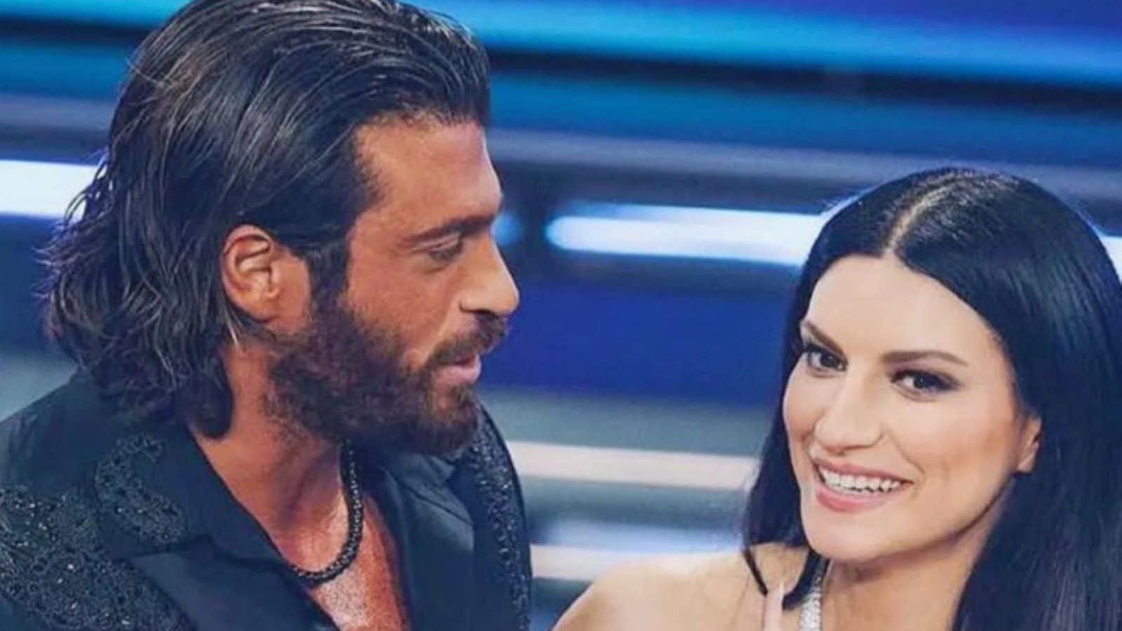 Can Yaman, İtalyan şarkıcıya 'Kuzu Kuzu'yu söyletti