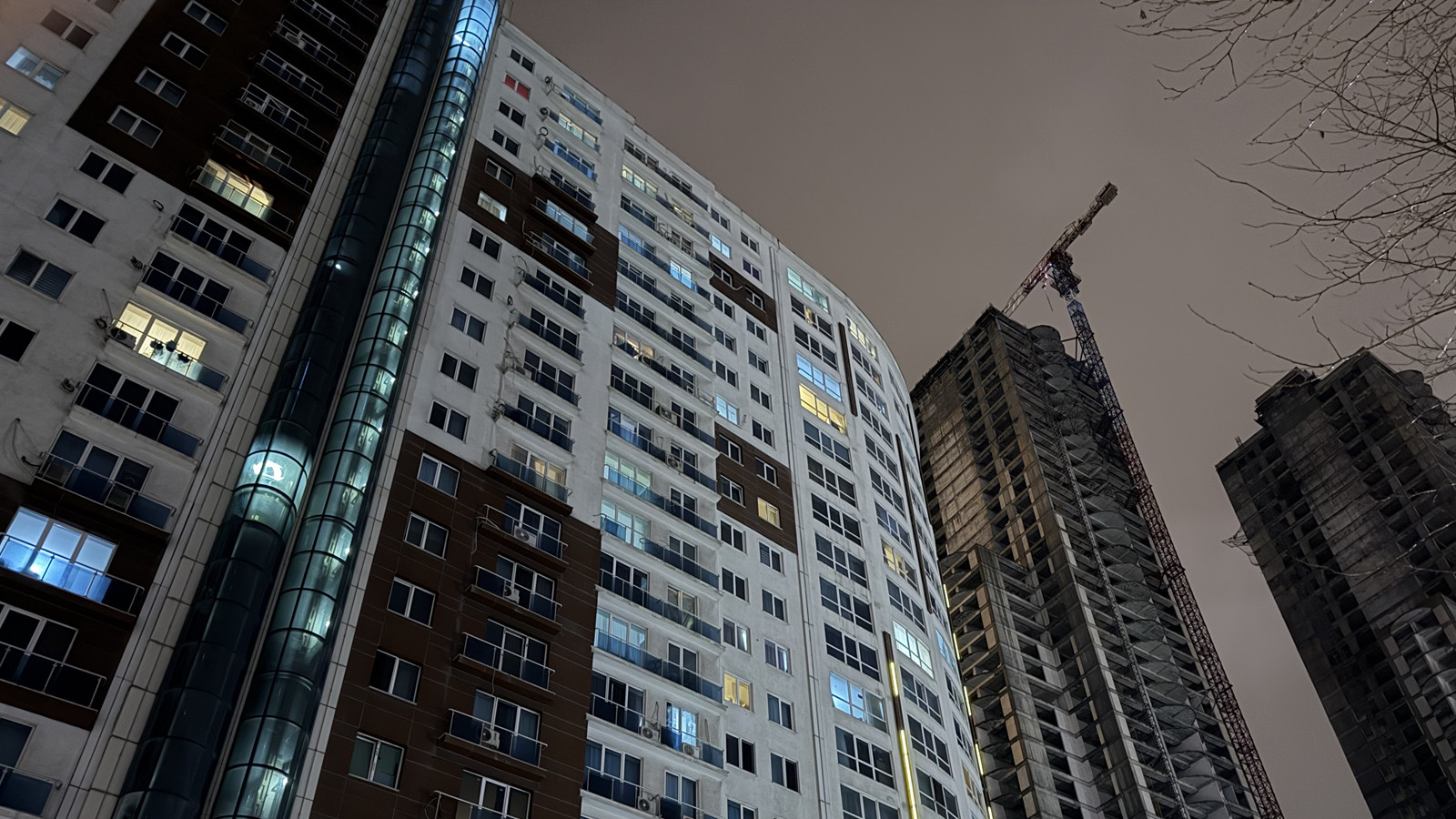 İstanbul Esenyurt'ta korkunç olay! Lüks sitede iki ölü bulundu