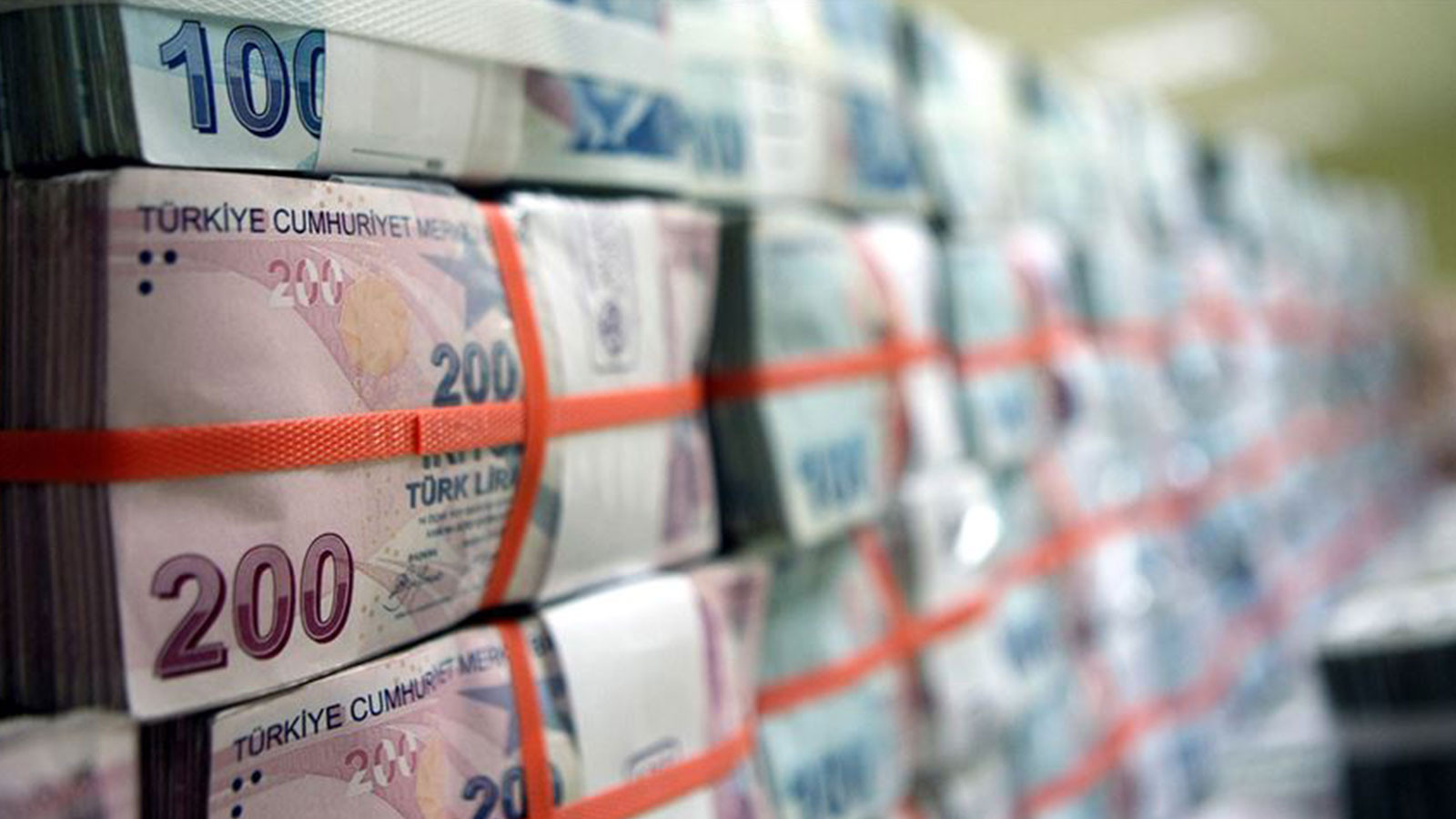 Türkiye'nin en büyük 10 bankası 2025'te 674,8 milyar lira kar elde etti