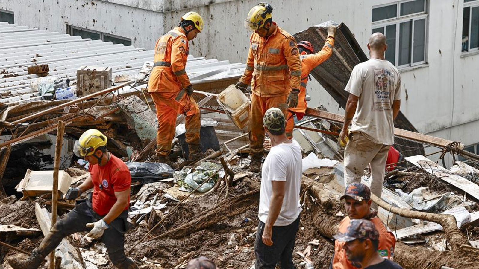 Brezilya'da sel felaketi: 40 kişi hayatını kaybetti
