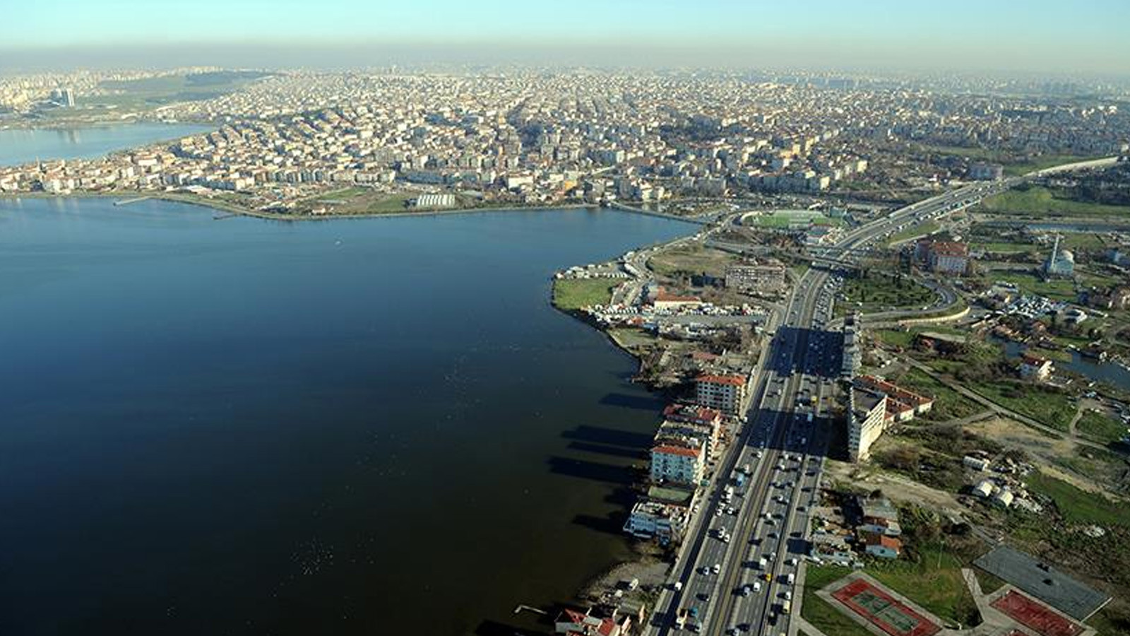 İstanbul'un en kalabalık mahallesi: 3 ilin nüfusunu geride bırakıyor