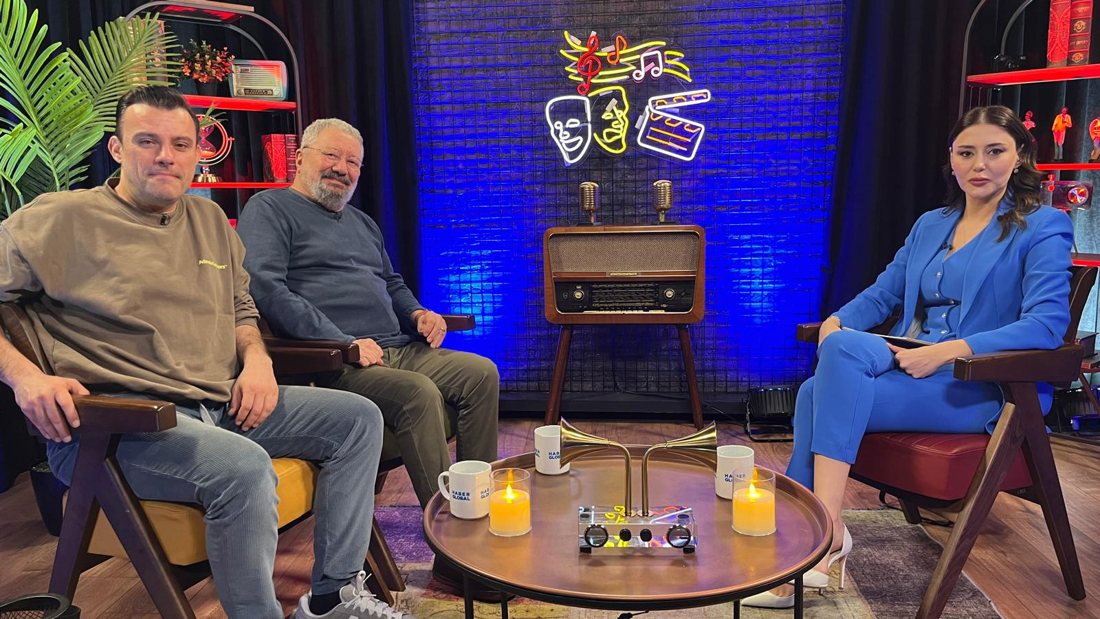 Narmin Balayeva ile “Poster”in konukları Yönetmen Mehmet Birkiye ve Oyuncu Salih Bademci