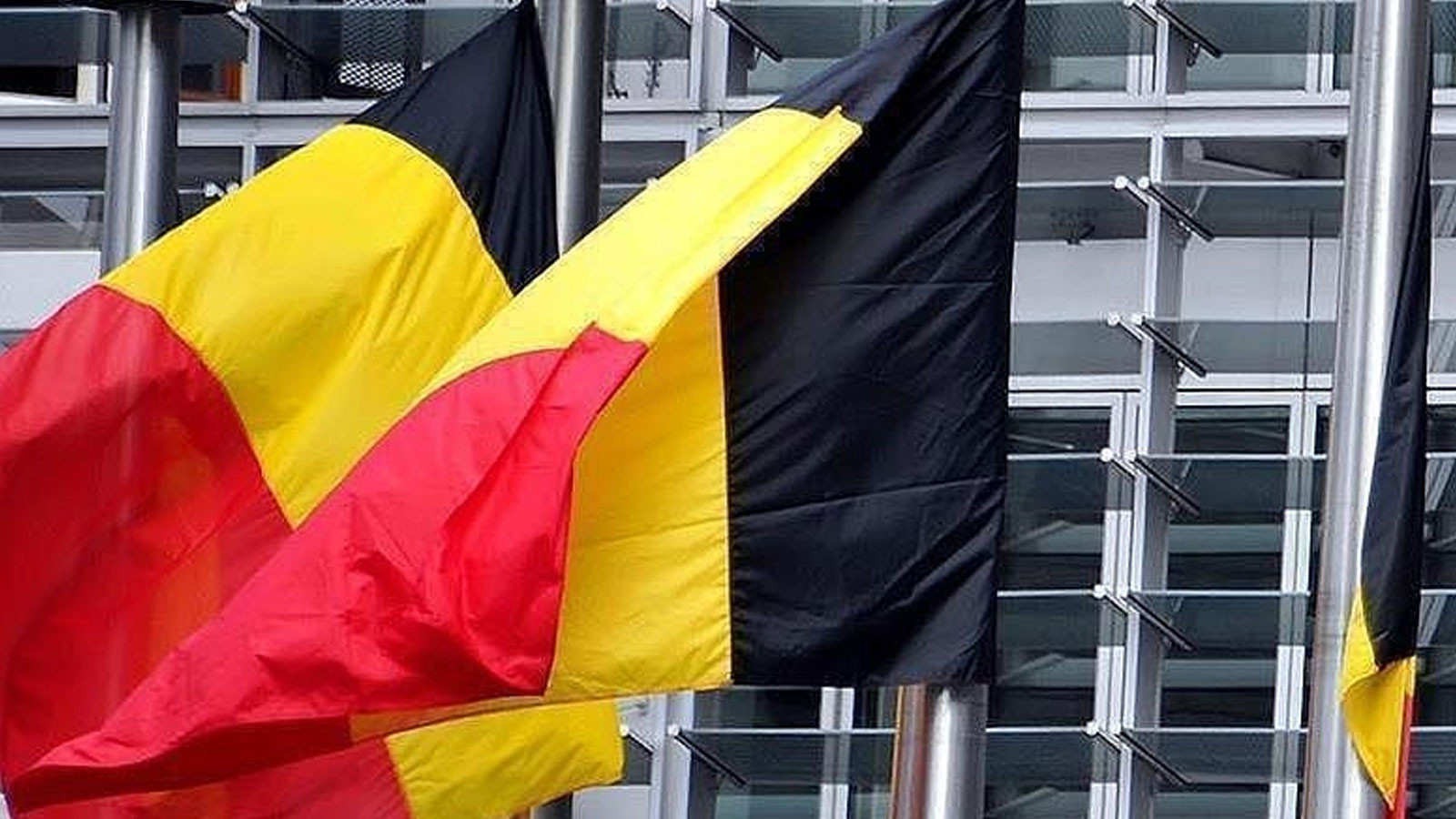 Belçika Anayasa Mahkemesi, hükümetin bazı iltica ve göç tedbirlerini askıya aldı