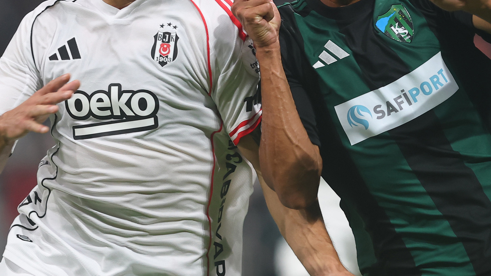 Beşiktaş, Kocaelispor'a konuk oluyor