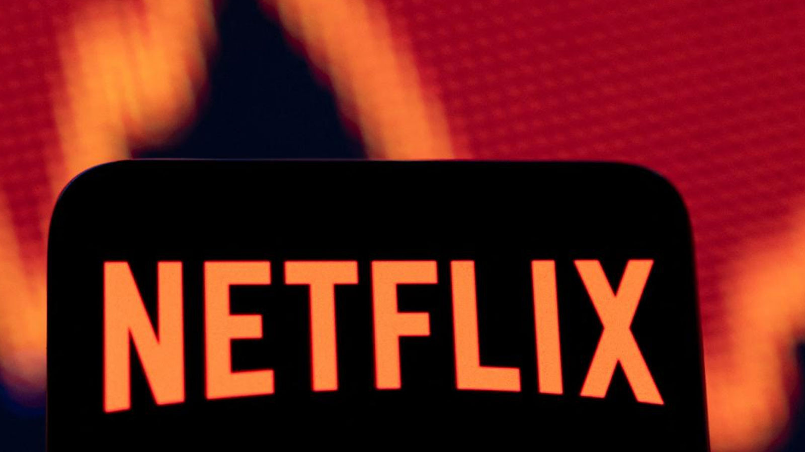 Netflix, Warner Bros teklifinden çekildi: Paramount yolu açıldı